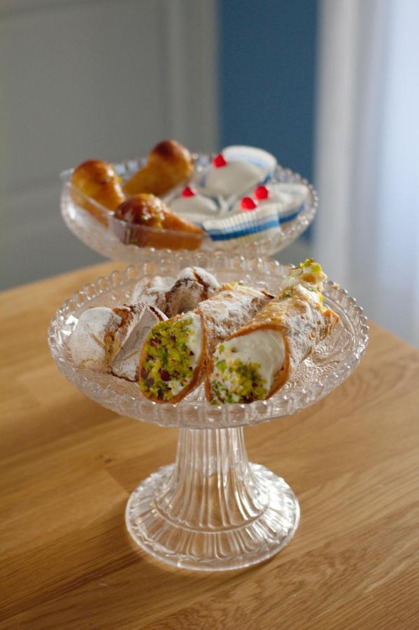 Palazzo Pastura B&B And Apartments Catania Luaran gambar
