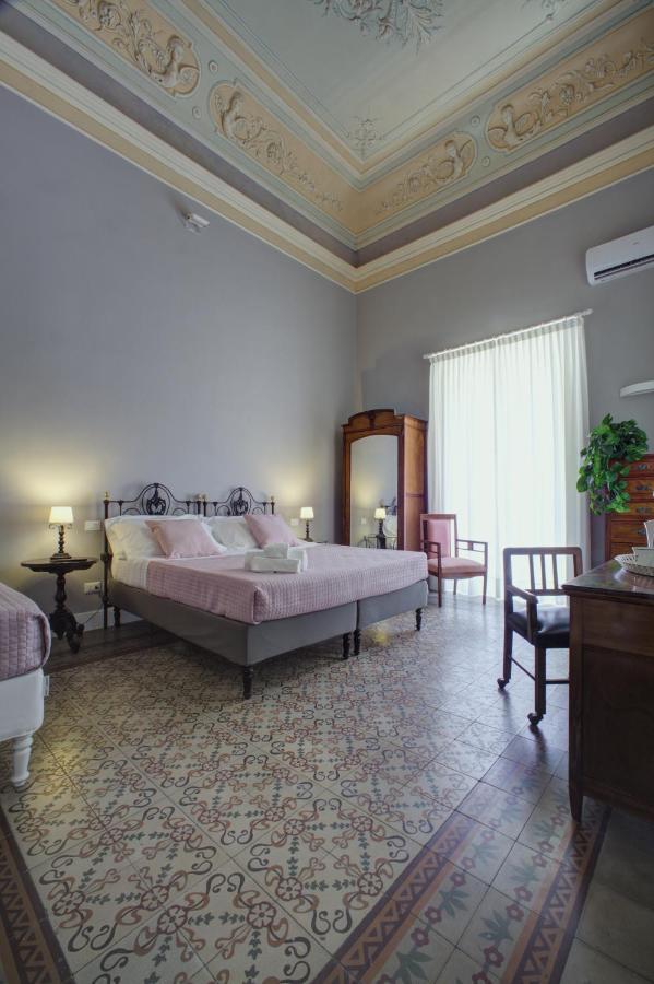 Palazzo Pastura B&B And Apartments Catania Luaran gambar