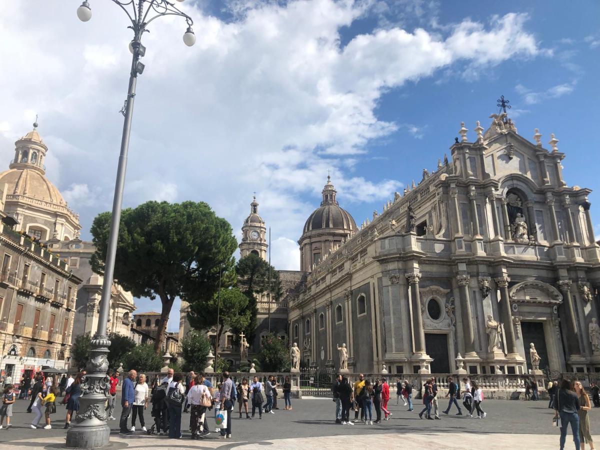 Palazzo Pastura B&B And Apartments Catania Luaran gambar