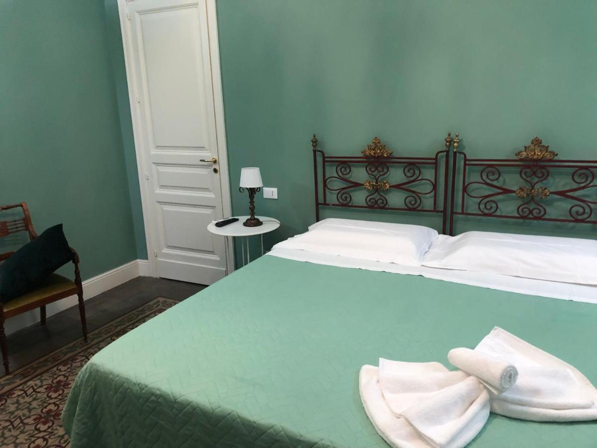 Palazzo Pastura B&B And Apartments Catania Luaran gambar